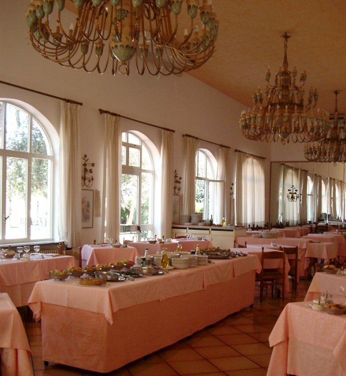 sala pranzo rosaleo 2